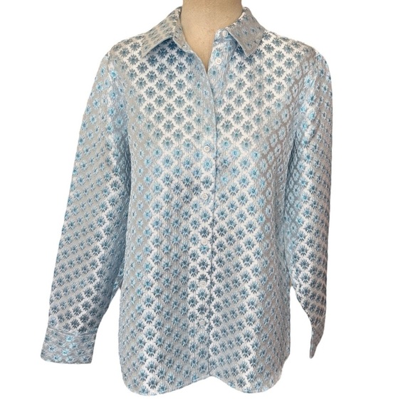 Hill House The James Shirt
Snowflake Brocade Blue/White Small - Picture 5 of 10